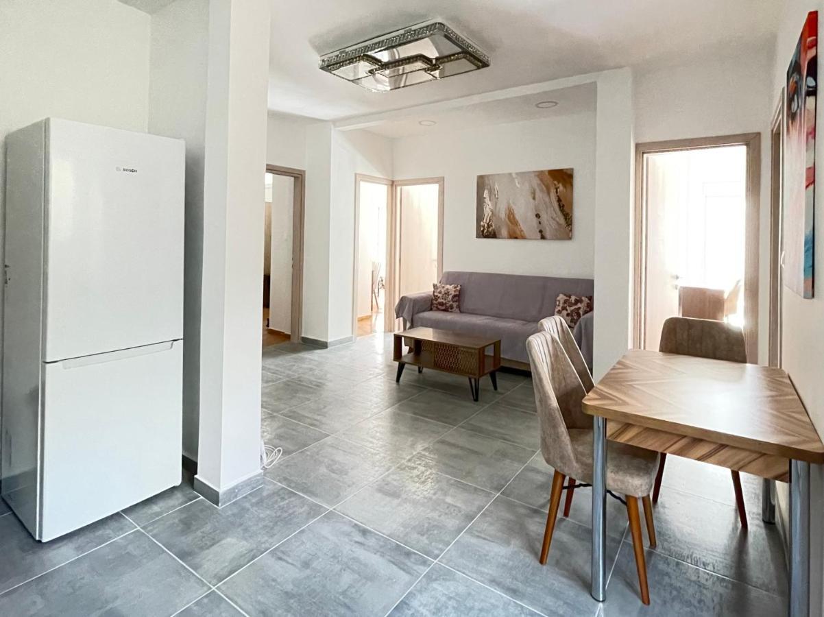 4-bedroom Family In The Center Of * אתונה