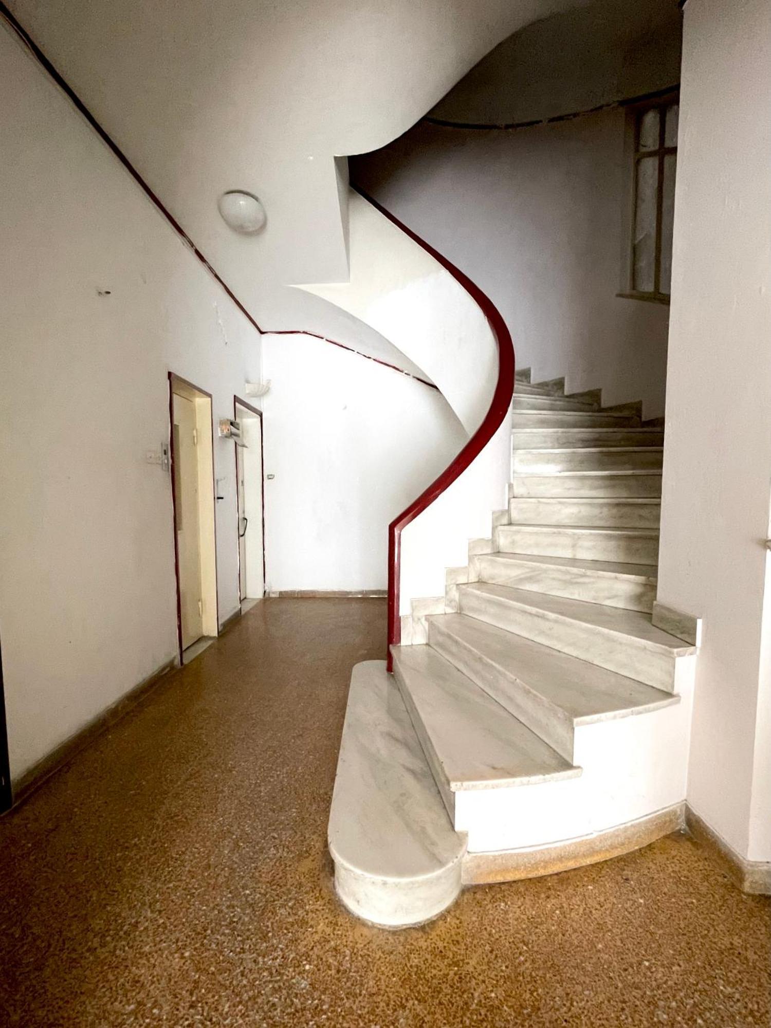4-bedroom Family In The Center Of Apartment *